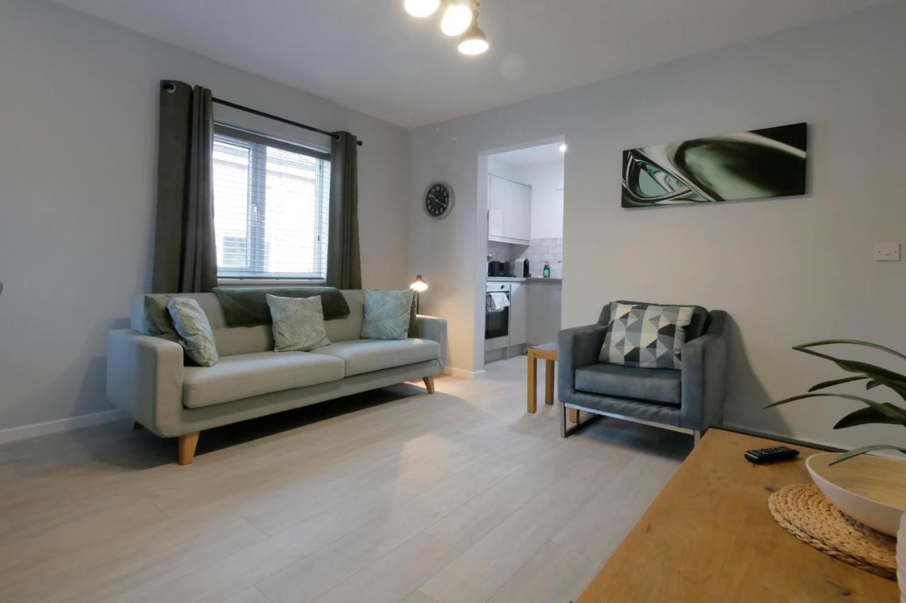 Crewe Short Lets 6 Victoria Court, Crewe Apartment ภายนอก รูปภาพ